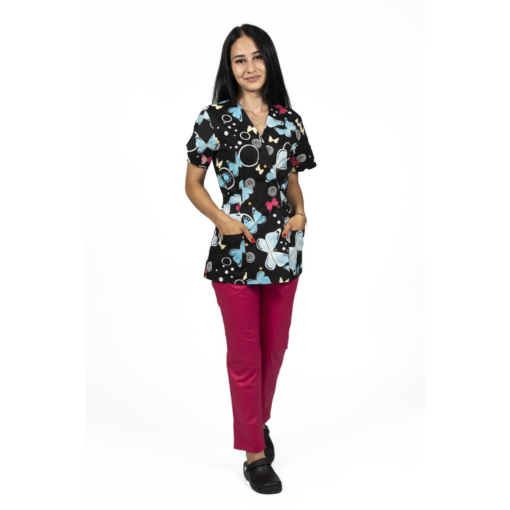 Lékařský kimono Blackbutterfly s potiskem v halence a elastickými kalhotami
